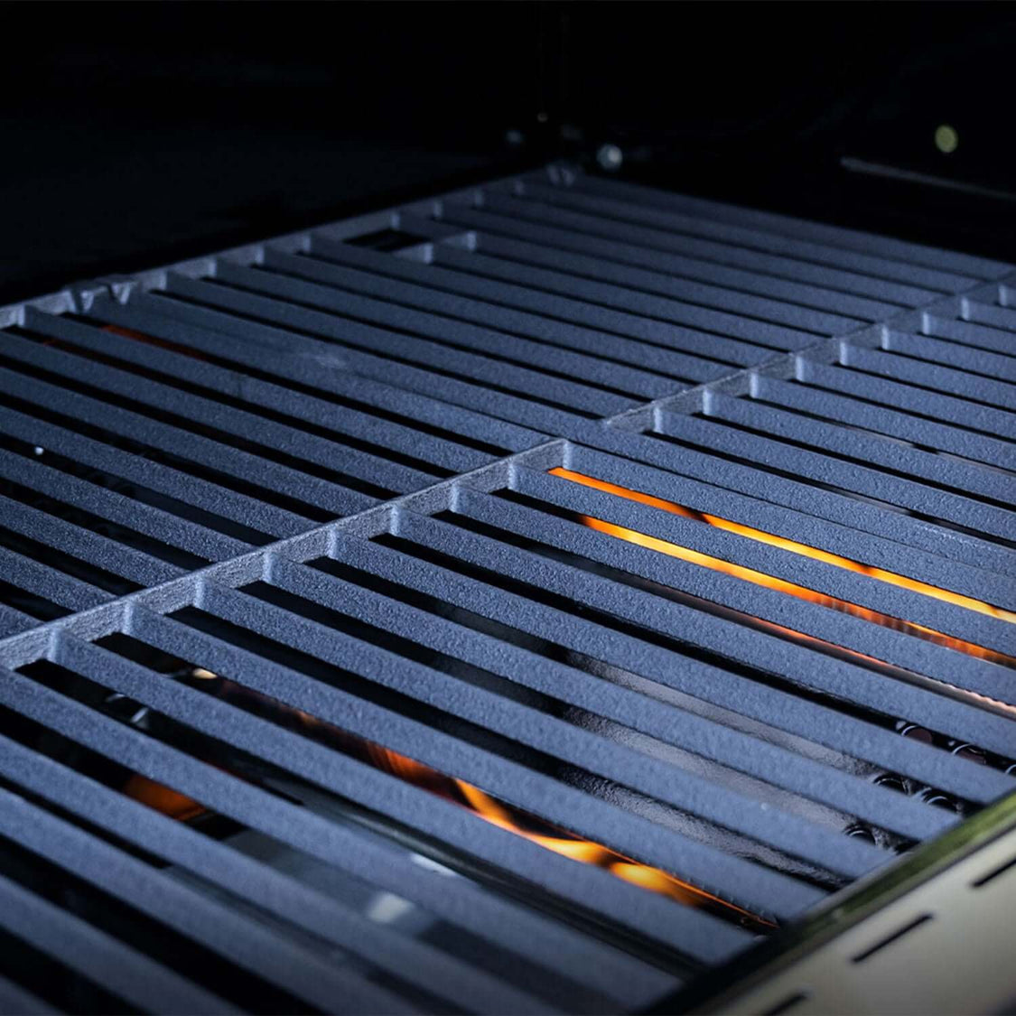 Monument Grills Classic 24367 Series Propane Gas Grill, 4 Burners, Stainless Steel