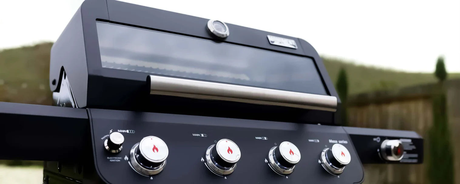 Monument Grills Mesa 425 Series | 4 Burner Propane Gas Grill in Black