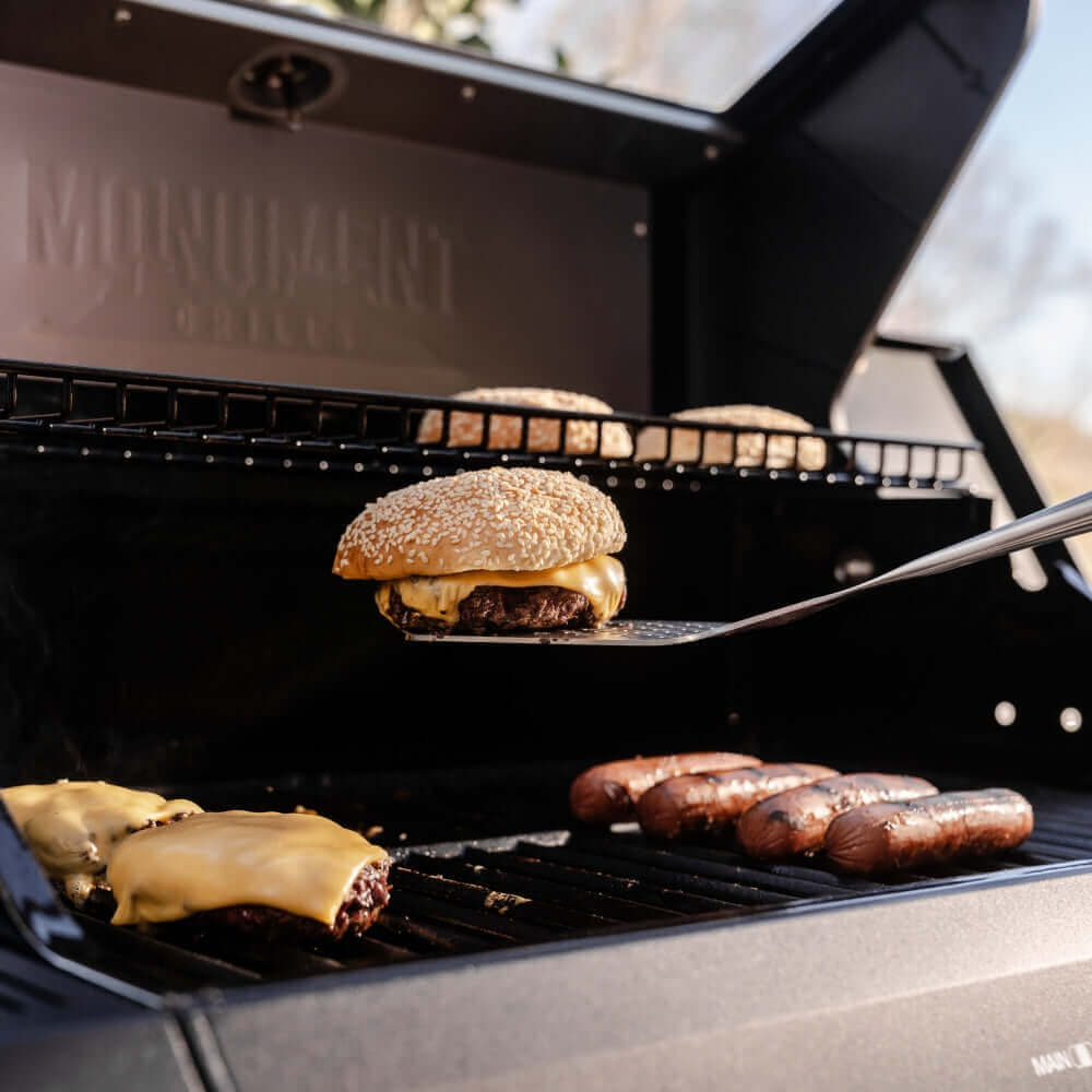 Monument Grills Mesa 325 Series Propane Gas Grill, 3 Burners, Black