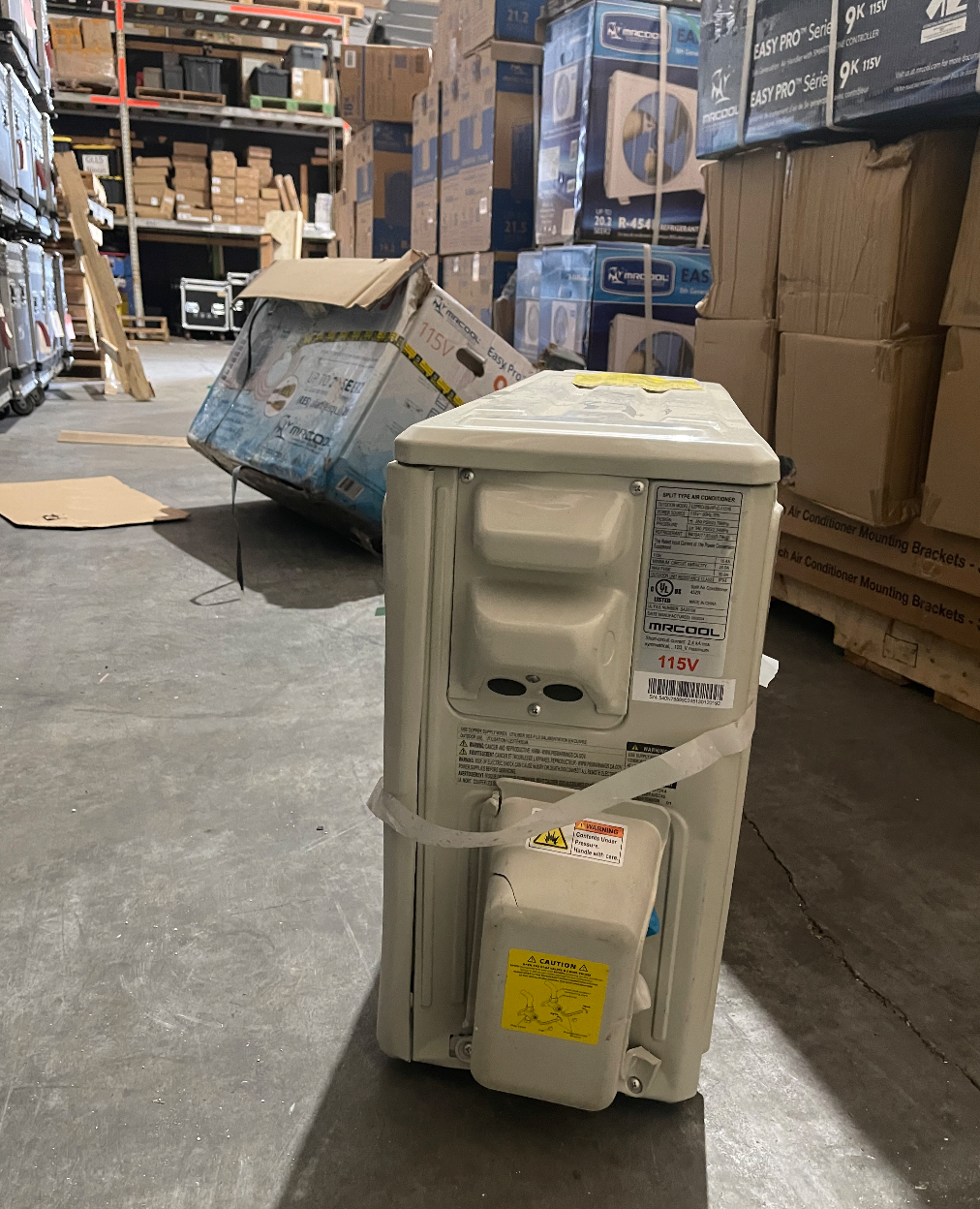 Grade A - MRCOOL 4th Gen Easy Pro 9,000 BTU Condenser 115V - (S&D)