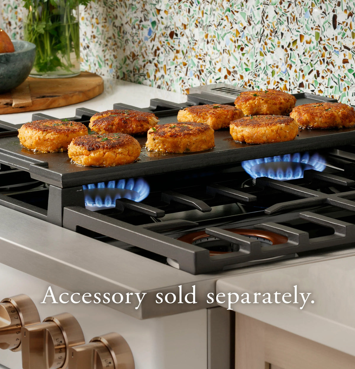 Cafe CGY366P4TW2 Café 36" Smart All-gas Commercial-style Range With 6 Burners (natural Gas) Matte White