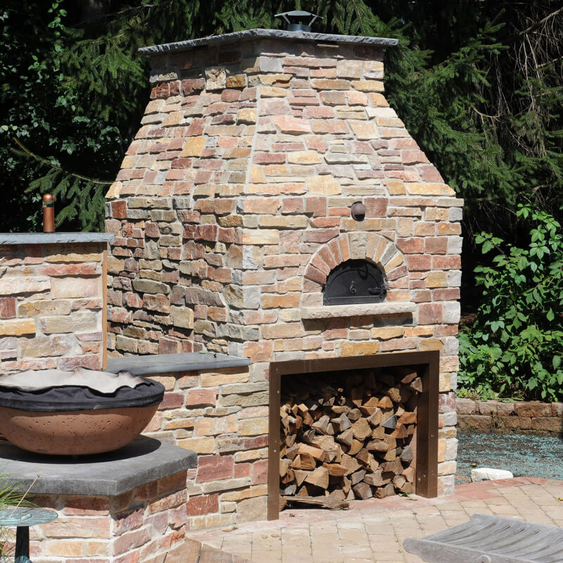 Chicago Brick Oven CBO-500 Wood-Fired Built-In Outdoor DIY Pizza Oven Kit