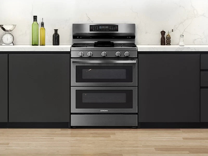 Samsung NX60A6751SG Freestanding Gas Range Fingerprint Resistant Black Stainless Steel
