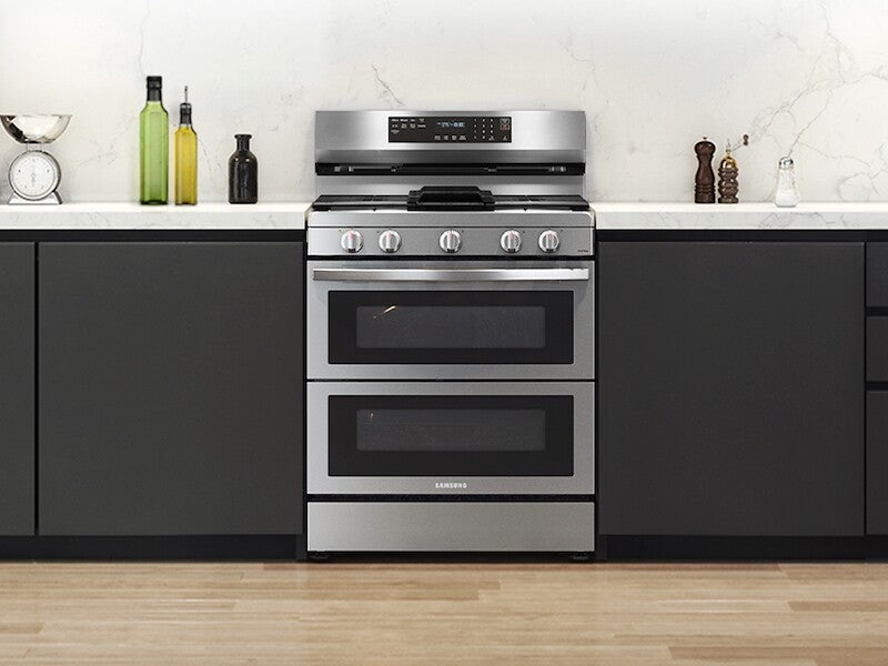 Samsung NX60A6751SS Freestanding Gas Range Fingerprint Resistant Stainless Steel