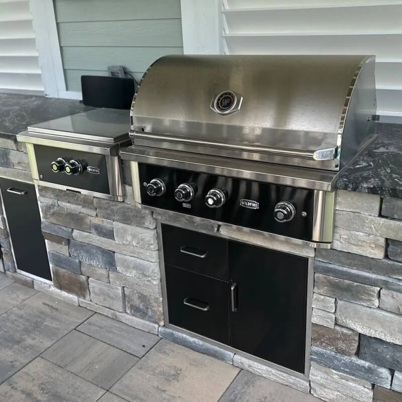 Wildfire Ranch Pro 36 Inch Black 304 Stainless Steel Built In Gas Grill - Brushed Stainless Accents