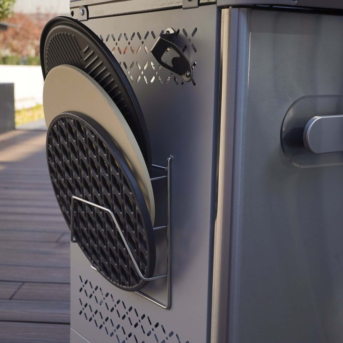 Multifunctional grill rack