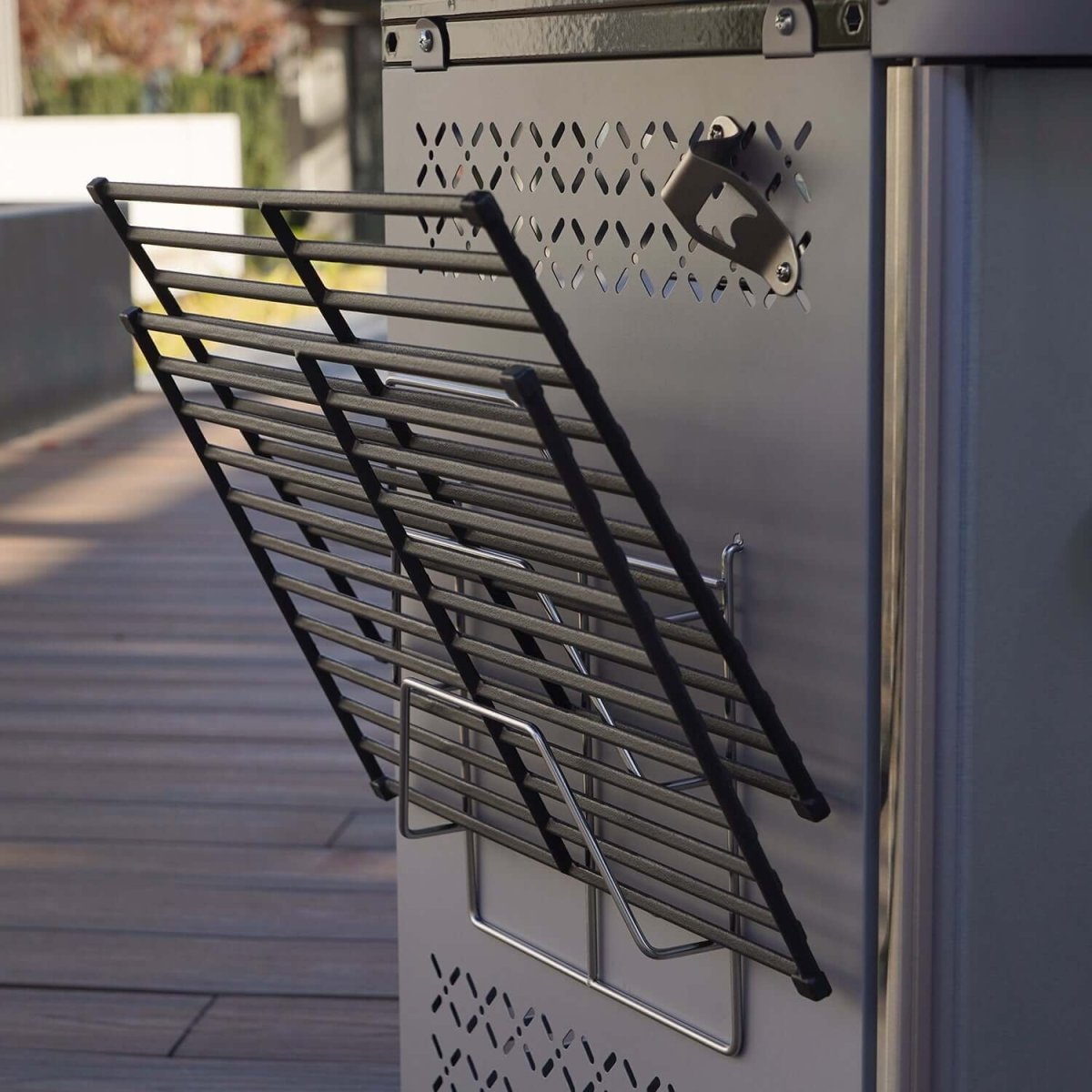 Multifunctional grill rack